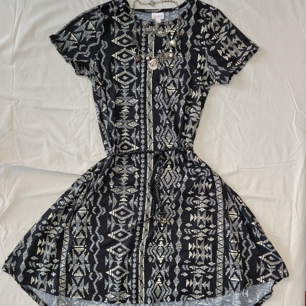 LuLaRoe Carly Dress- Small- Black and Cream